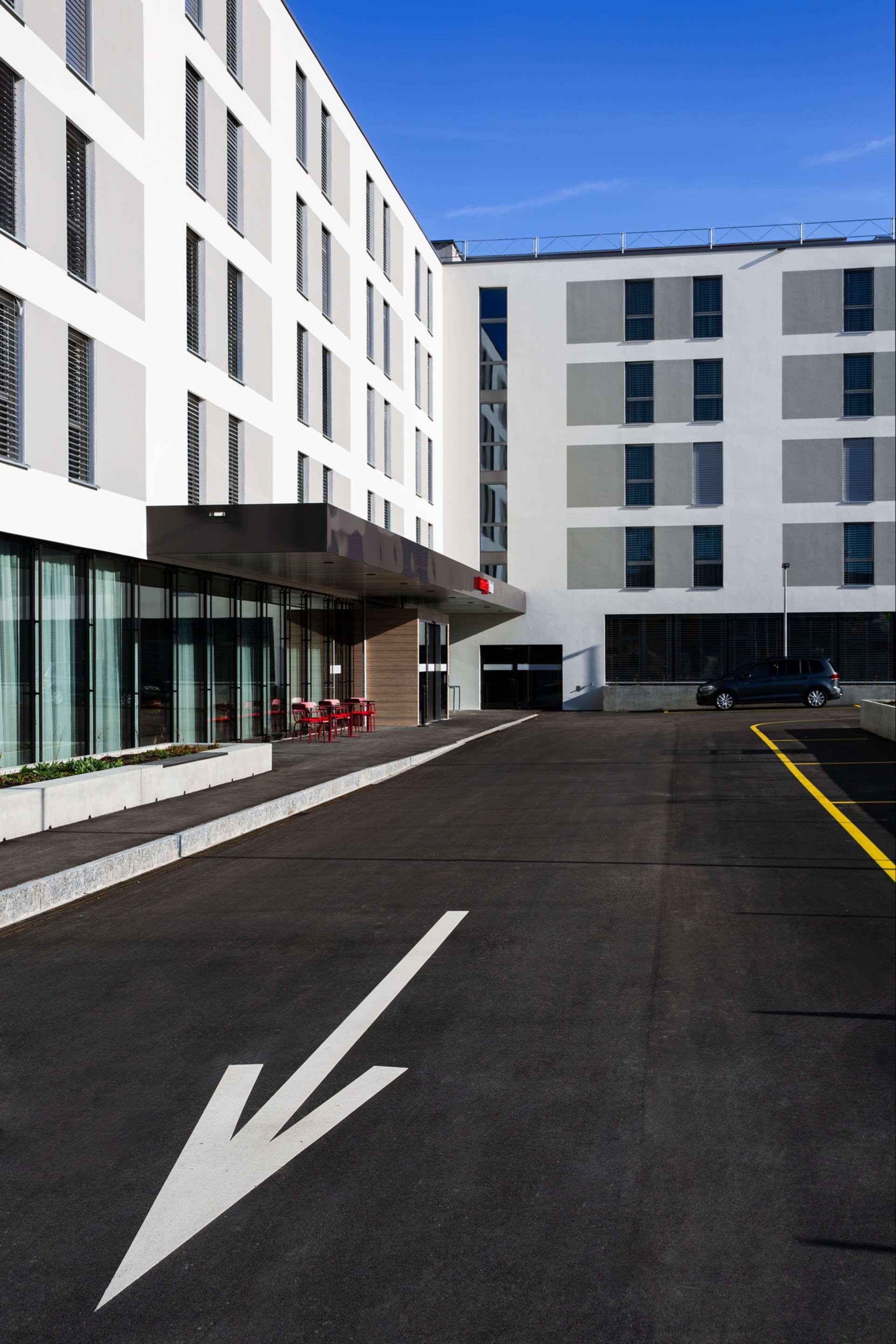 Intercityhotel Zuerich Airport Rümlang Exterior foto